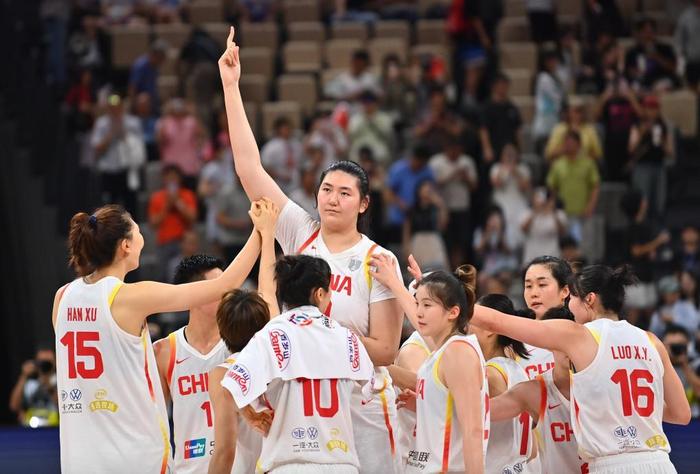 爱游戏-中国女篮高原集训，“万次投篮”再上难度