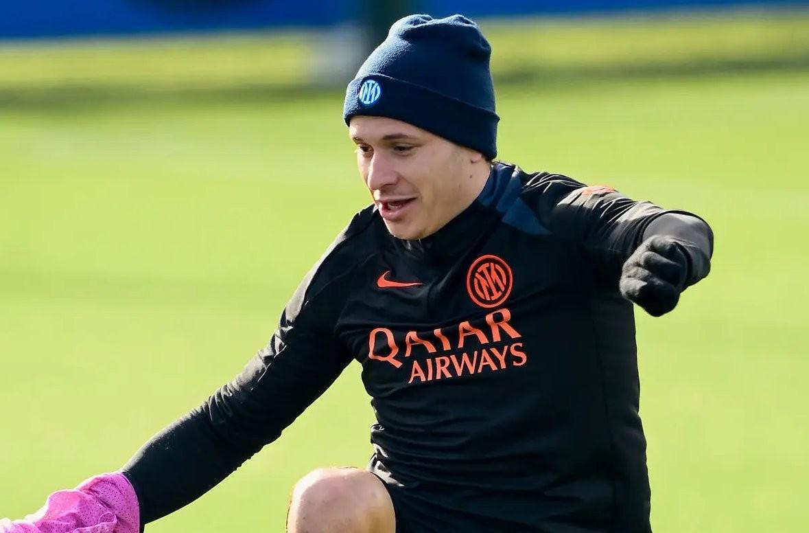 爱游戏全站-跟队：巴雷拉肌肉疲劳，将缺席国米客场与多特的比赛