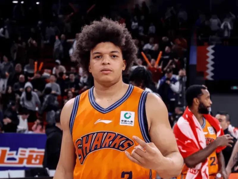 爱游戏全站-上海113-104淘汰广东4好消息！内线统治力拉满，马典成小偰太好用